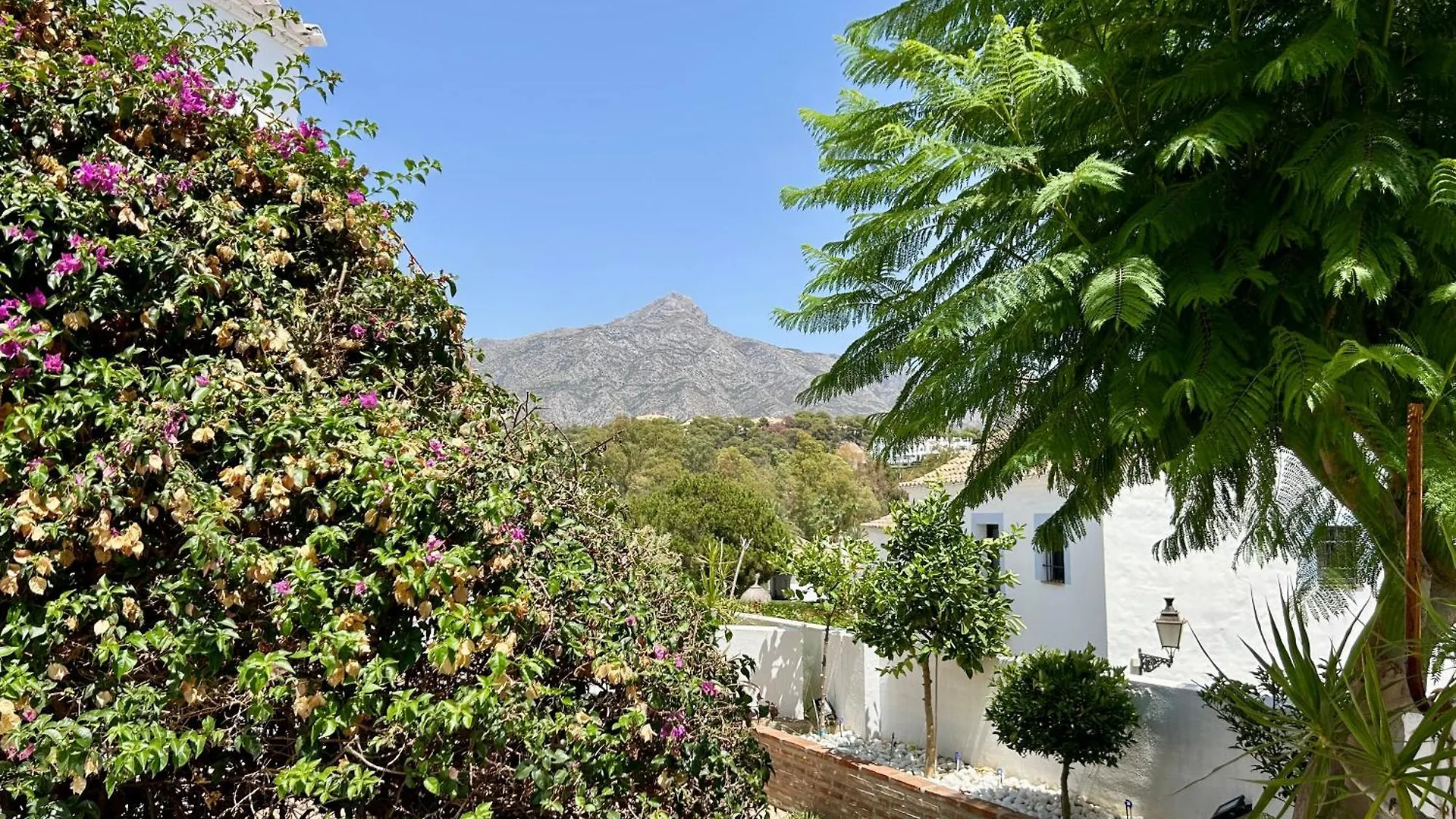 別荘 House In Marbella Surrounded By Golf Coursesヴィラ