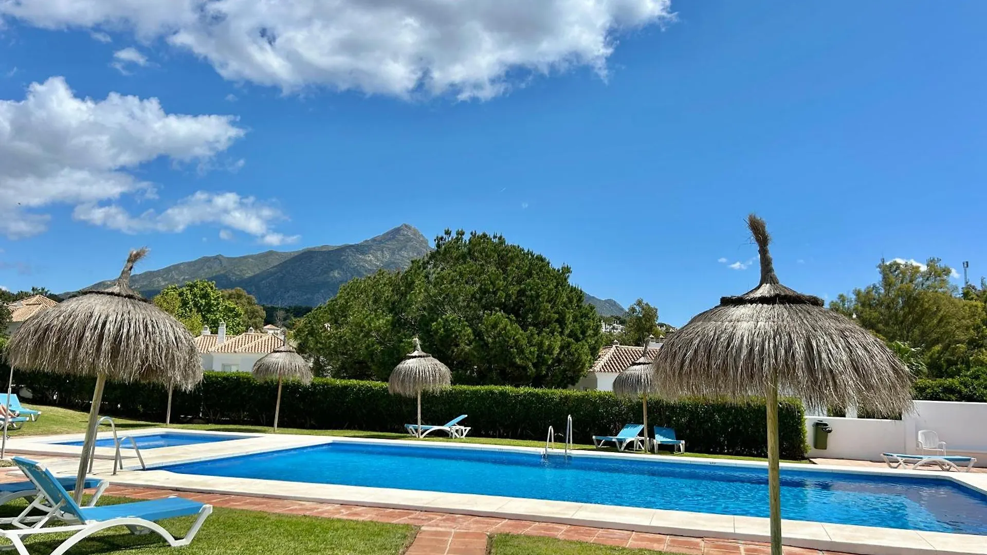 House In Marbella Surrounded By Golf Courses Villa Holiday home
