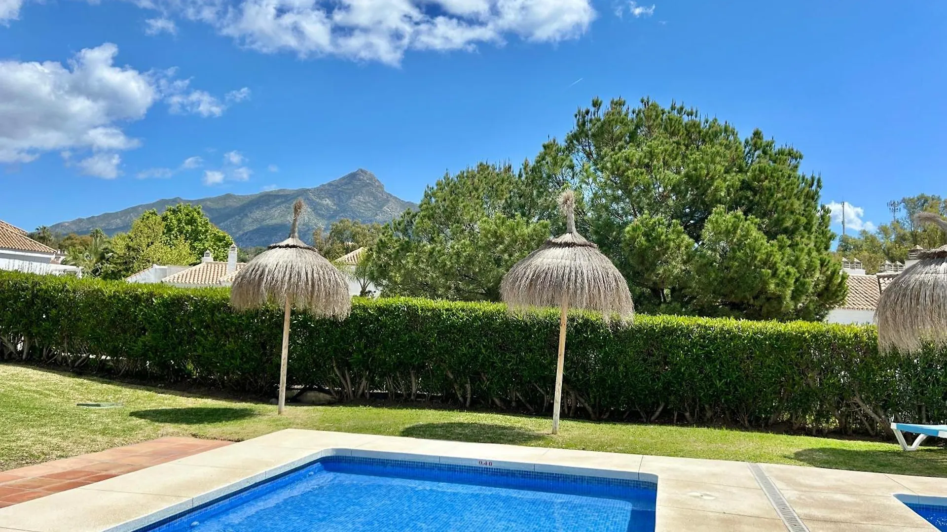 House In Marbella Surrounded By Golf Courses Villa